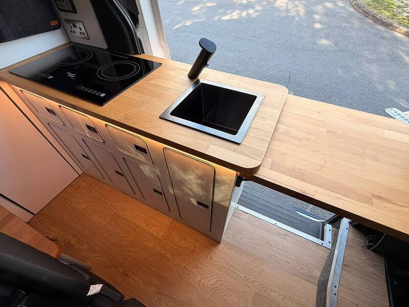 Volkswagen Crafter CR35 Trendline Campervan - U10746