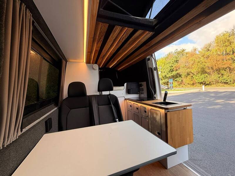 Volkswagen Crafter CR35 Trendline Campervan - U10746