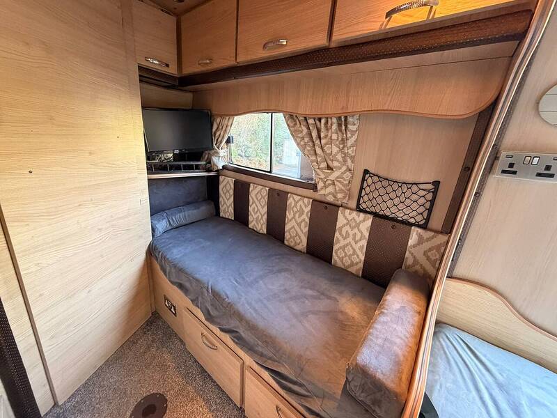 Peugeot Boxer 3 berth Campervan - U10748