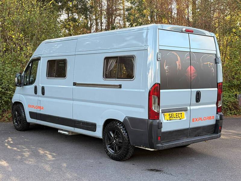 Peugeot Boxer 3 berth Campervan - U10748