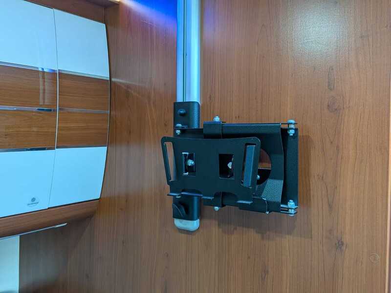 Mobilvetta K-Yacht K-Yacht 80 4 Berth Motorhome - U10749