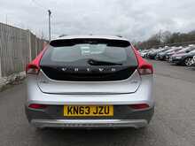 Volvo V40 Cross Country D2 SE Nav - U1014