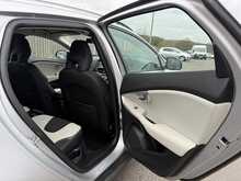 Volvo V40 Cross Country D2 SE Nav - U1014