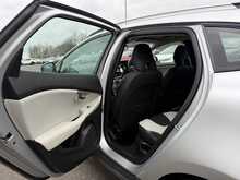Volvo V40 Cross Country D2 SE Nav - U1014