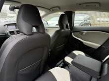 Volvo V40 Cross Country D2 SE Nav - U1014
