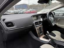 Volvo V40 Cross Country D2 SE Nav - U1014