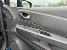 Renault Captur TCe ENERGY Iconic - U1015