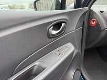 Renault Captur TCe ENERGY Iconic - U1015