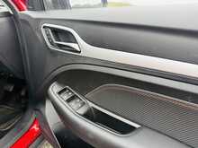 MG MG ZS T-GDI Exclusive - U1019
