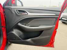 MG MG ZS T-GDI Exclusive - U1019