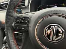 MG MG ZS T-GDI Exclusive - U1019
