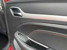 MG MG ZS T-GDI Exclusive - U1019