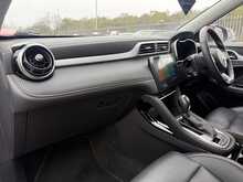 MG MG ZS T-GDI Exclusive - U1019