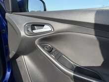 Ford Focus T EcoBoost ST-Line - U1020
