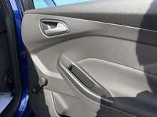 Ford Focus T EcoBoost ST-Line - U1020