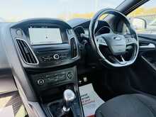 Ford Focus T EcoBoost ST-Line - U1020
