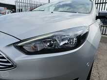 Ford Focus T EcoBoost Titanium - U1021