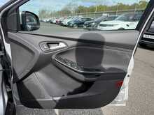 Ford Focus T EcoBoost Titanium - U1021