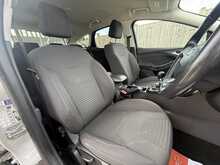 Ford Focus T EcoBoost Titanium - U1021