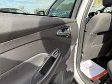 Ford Focus T EcoBoost Titanium - U1021