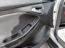 Ford Focus T EcoBoost Titanium - U1021