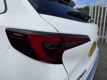 Toyota Corolla VVT-h - U1022