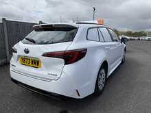 Toyota Corolla VVT-h - U1022