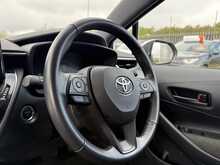Toyota Corolla VVT-h - U1022