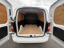 Vauxhall Combo Turbo D 2300 Pro - U1024
