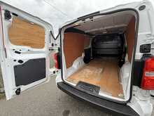 Vauxhall Vivaro Turbo D 2900 Pro - U1028