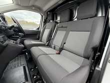 Vauxhall Vivaro Turbo D 2900 Pro - U1028