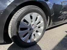 Kia Rio 2 - U1031