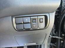 Kia Rio 2 - U1031