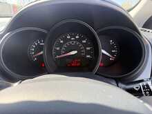 Kia Rio 2 - U1031