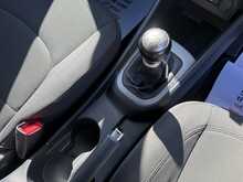 Kia Rio 2 - U1031