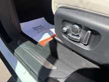 Land Rover Range Rover Velar D180 R-Dynamic HSE - U1033