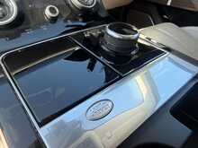 Land Rover Range Rover Velar D180 R-Dynamic HSE - U1033