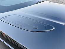 Land Rover Range Rover Velar D180 R-Dynamic SE - U1035