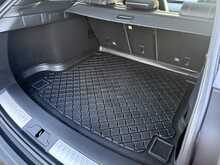 Land Rover Range Rover Velar D180 R-Dynamic SE - U1035