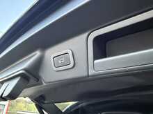 Land Rover Range Rover Velar D180 R-Dynamic SE - U1035