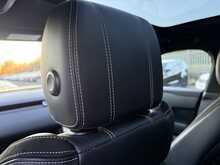 Land Rover Range Rover Velar D180 R-Dynamic SE - U1035