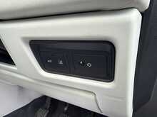 Land Rover Discovery Sport TD4 HSE - U1039