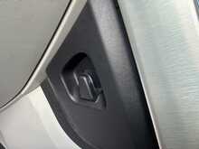 Land Rover Discovery Sport TD4 HSE - U1039