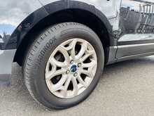 Ford EcoSport Zetec - U1047