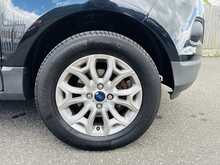 Ford EcoSport Zetec - U1047
