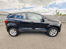 Ford EcoSport Zetec - U1047