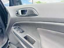 Ford EcoSport Zetec - U1047