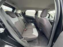 Ford EcoSport Zetec - U1047