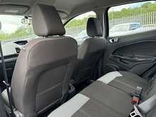 Ford EcoSport Zetec - U1047