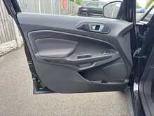 Ford EcoSport Zetec - U1047